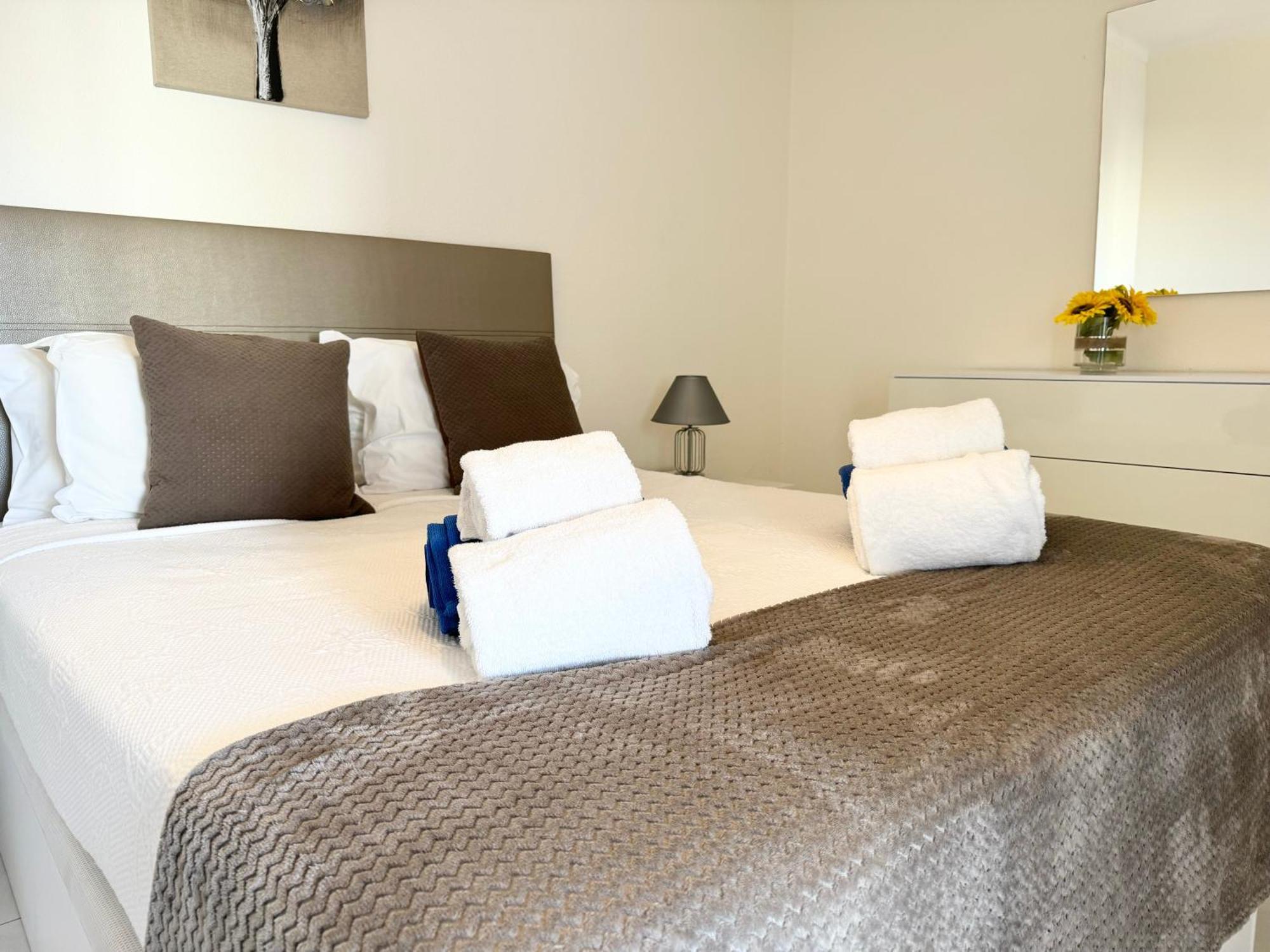 Armação de Pêra Apartment Algarve - Beach Front - Free Wifi - Air Con מראה חיצוני תמונה